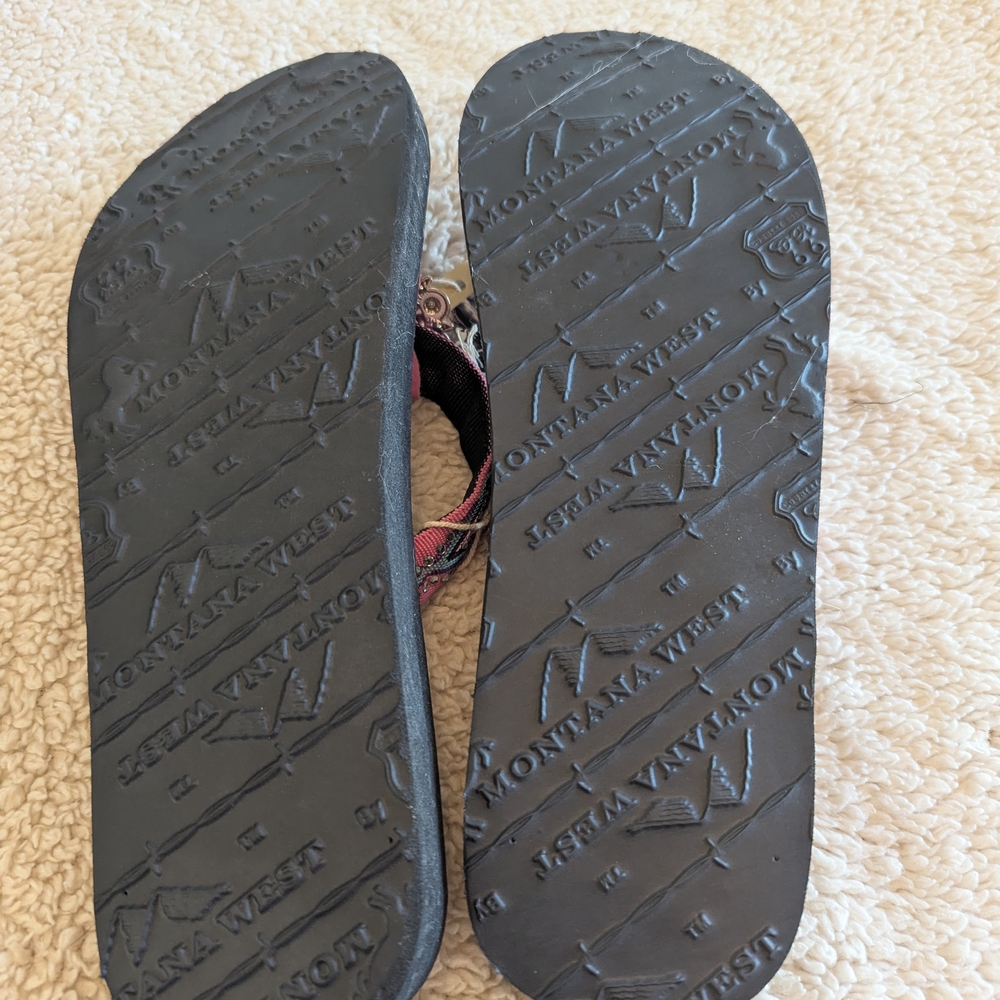 Montana West Embroidered Flip Flops in Black with Pink Accents Size 10 - Picture 2 of 8